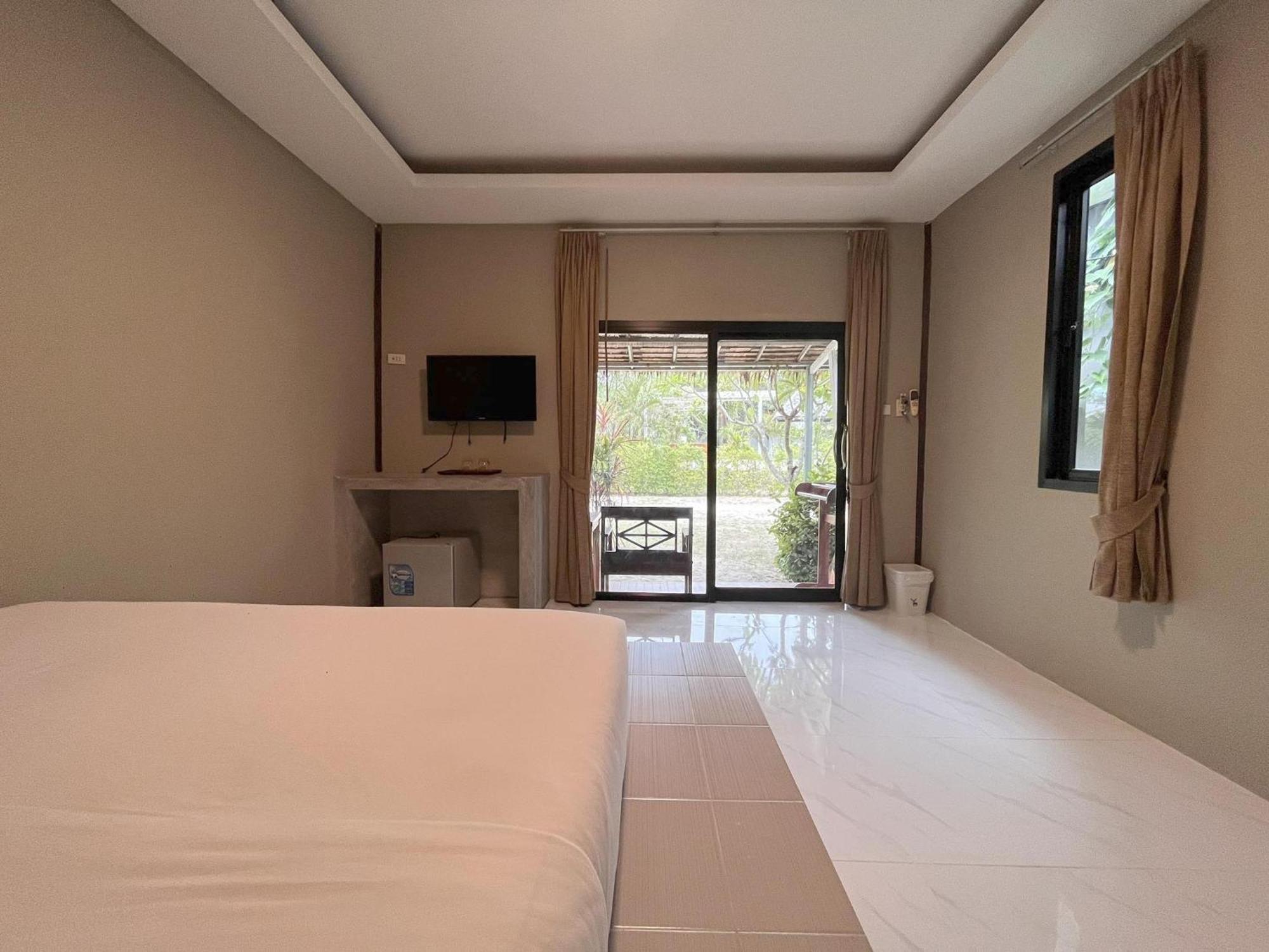 Sabaii Bay Resort Bantaj Szoba fotó