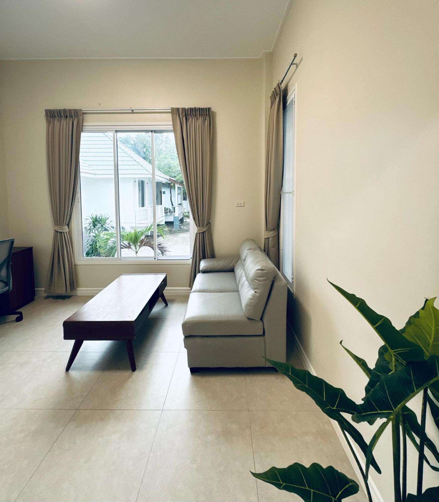 Sabaii Bay Resort Bantaj Kültér fotó