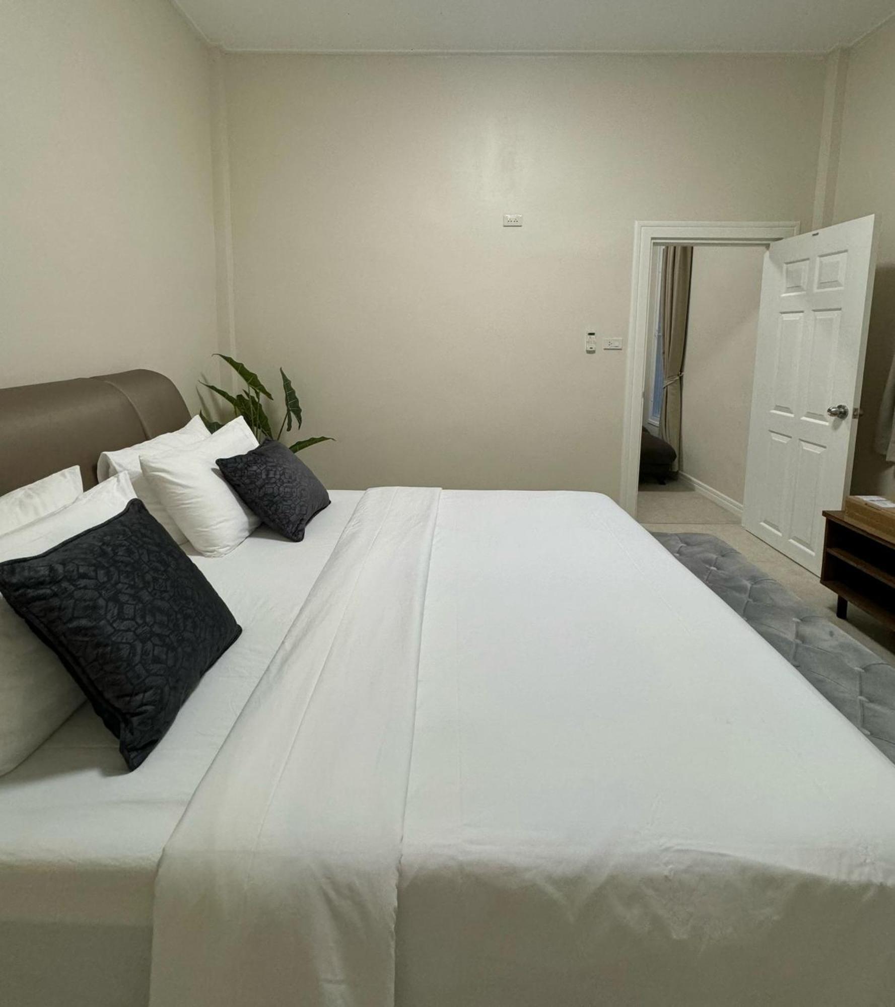 Sabaii Bay Resort Bantaj Kültér fotó